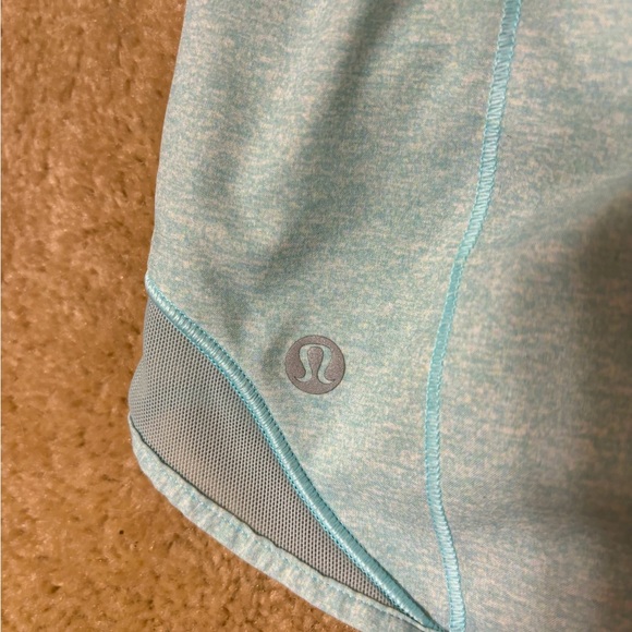 NWOT Lulu Lemon Hottie Hot High-rise Lined Shorts - Picture 3 of 6